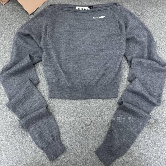 미*미우 울 보트넥 크롭 스웨터 니트