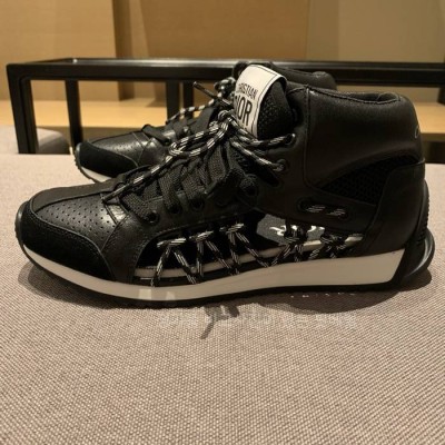 디* 퍼스트 하이탑 스니커즈