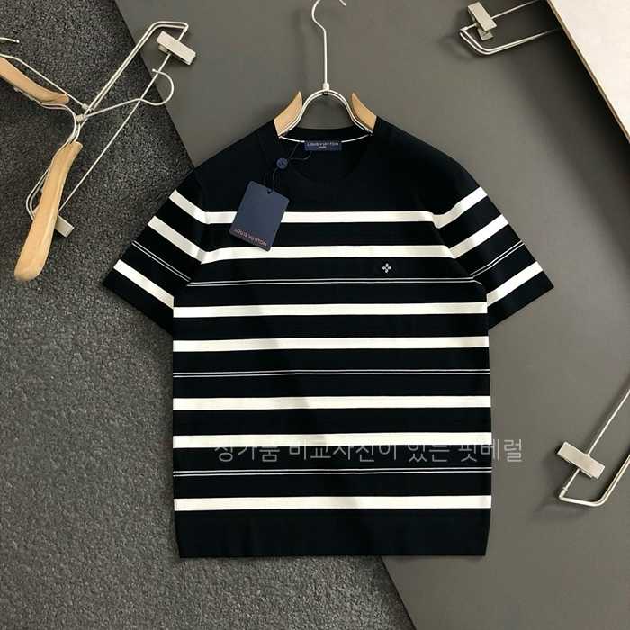 [국내배송] 루*비통 스트라이프 자수로고 니트 라운드티셔츠