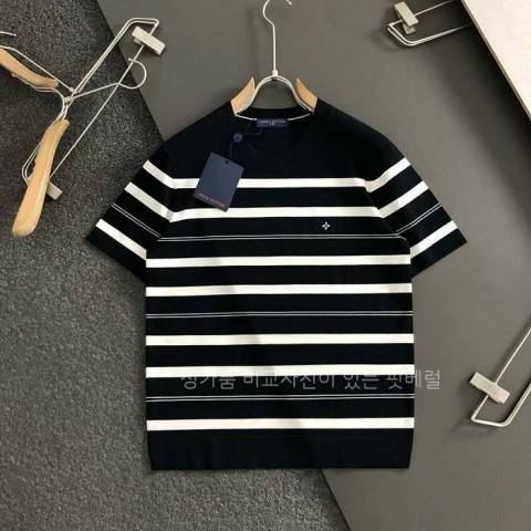 [국내배송] 루*비통 스트라이프 자수로고 니트 라운드티셔츠