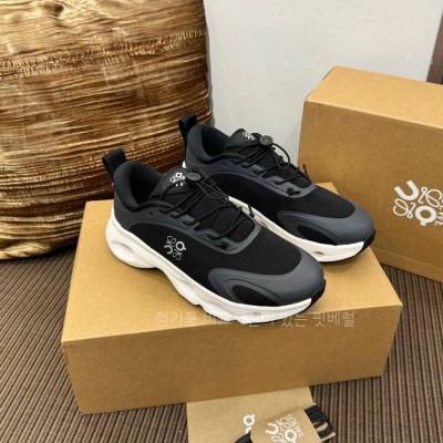 로*베x온*닝 콜라보 클라우드솔로 스니커즈 남녀공용