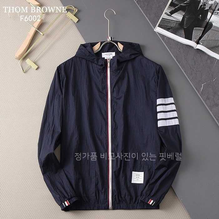 [국내배송] 톰*라운 4-bar 완장 삼선 스트라이프 자켓
