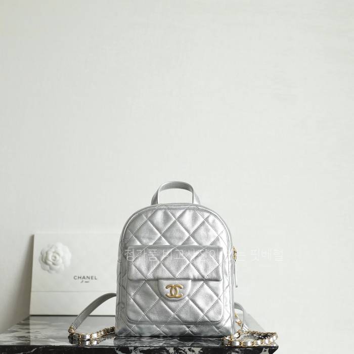 샤* 포켓 체인 백팩