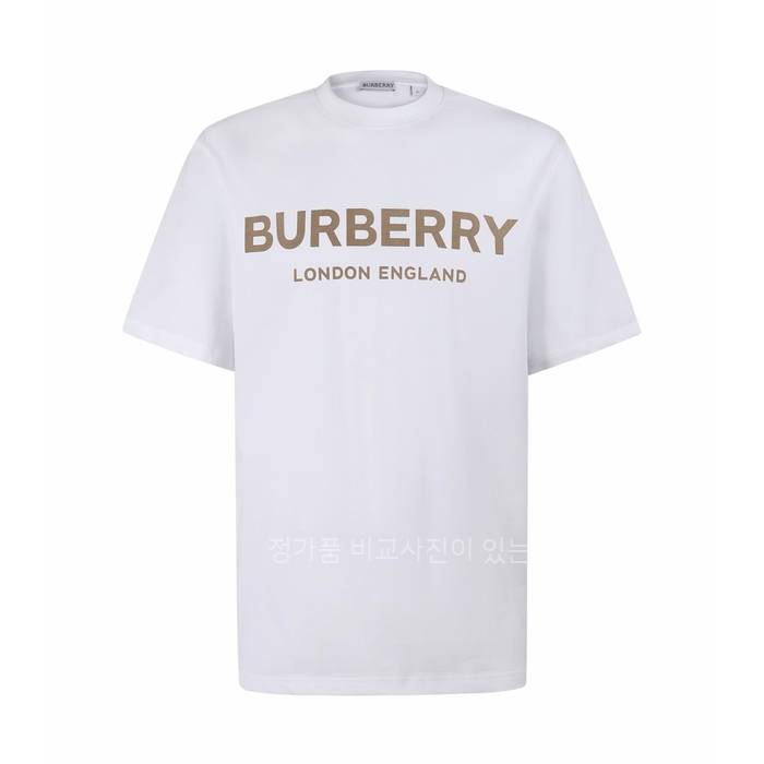 버*리 로고 프린트 반팔티셔츠