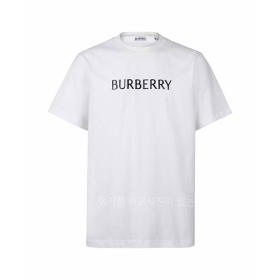 버*리 로고 프린트 반팔티셔츠