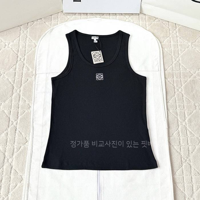 로*베 애너그램 슬리브리스 나시티셔츠