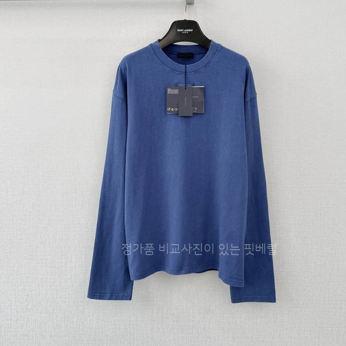 프*다 삼각 로고 반팔티셔츠