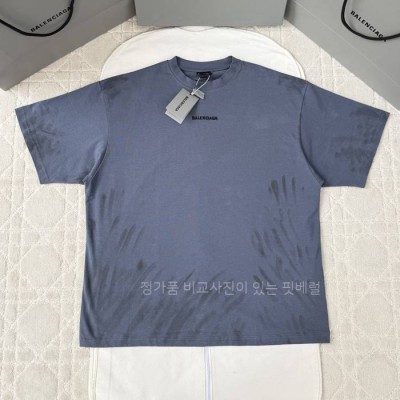 발*시아가 백 페이디드 반팔티셔츠