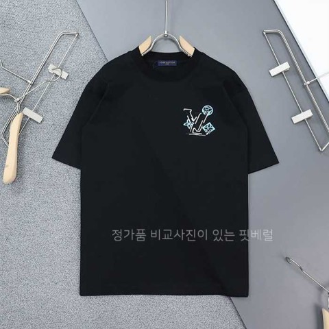 [국내배송] 루*비통 플라워 모노그램 그라디언트 라운드 반팔 티셔츠