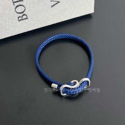 보*가베네타 829387 가죽 팔찌