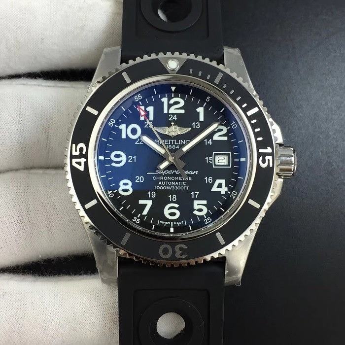 브라이틀링(Breitling)슈퍼오션2 블랙