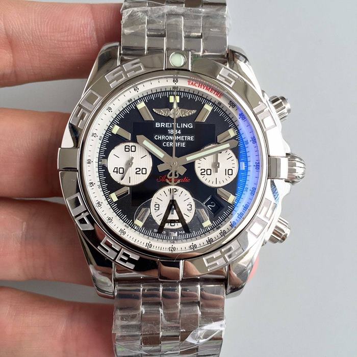 브라이틀링(Breitling)윈드라이더 크로노멧 블랙